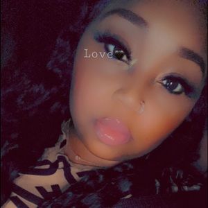 Meet your Posher, Denai